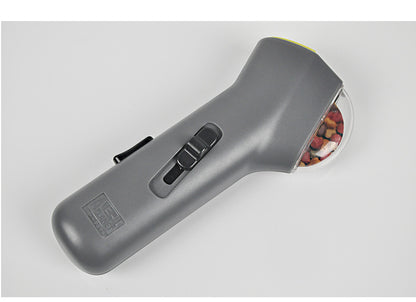 Plonique™ Snack Launcher